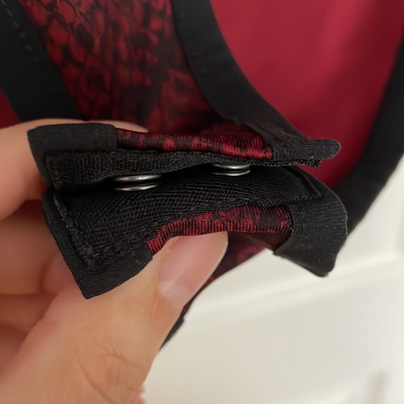 NWT Nike Sportswear Python Bodysuit - Picture 9 of 10